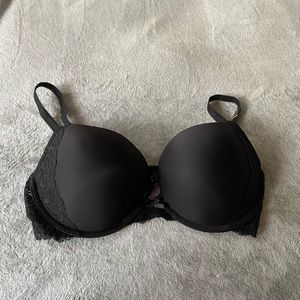 Victoria’s Secret Dream Angels push-up bra